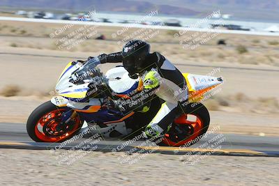 media/Feb-04-2024-SoCal Trackdays (Sun) [[91d6515b1d]]/7-Turn 9 Inside (1140am)/